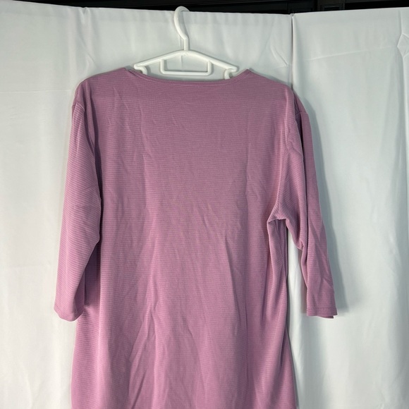 Elegant Mauve Long Sleeve V-Neck Top - Picture 11 of 13